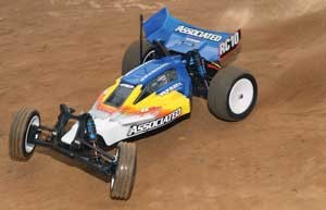 Review: Team Associated RC10 B4.2RS RTR