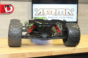 ARRMA 1/8 KRATON 6S Brushless 4WD RTR Truggy