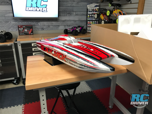 ProBoat Blackjack 42 8S Brushless Catamaran RTR Photo Gallery - RC Driver