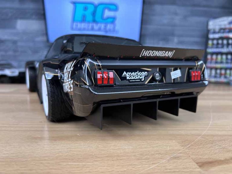 Team Associated Apex 2 Hoonicorn RTR Overview - RC Driver